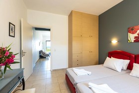 Yiannis Apartments