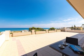Yiannis Apartments