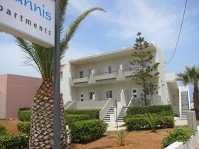 Yiannis Apartments