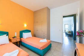 Yiannis Apartments