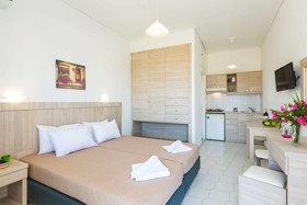 Yiannis Apartments