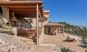 Villa Omikron