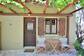 Viglatoras Traditional Apartments