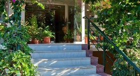 Dedalos Beach Hotel