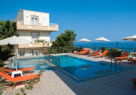 Sunrise Hotel Studios Apartments