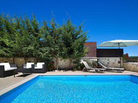 Agrielia Villa