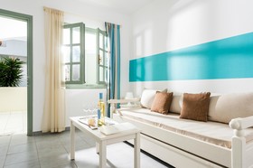 Angela Studios & Apartments