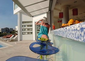 Angela Studios & Apartments