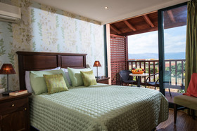 Koutrakis Suites By Estia