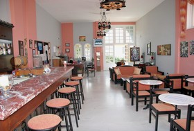 Maria Hotel & Maria’s Family Hotel