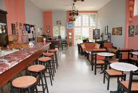 Maria Hotel & Maria’s Family Hotel