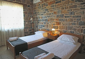Kalo Nero Apartments