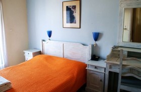 Krystal Hotel