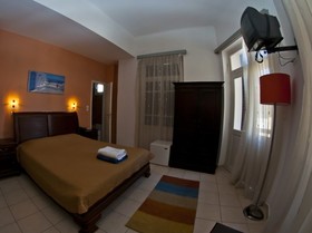 Krystal Hotel
