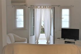 One And Only Apartments