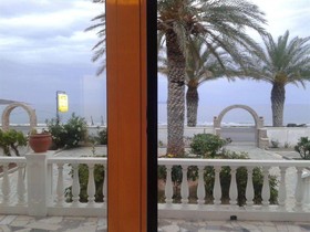Petras Beach