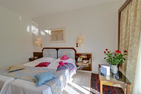 Creta Royal