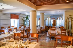 Creta Royal
