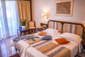 Creta Royal