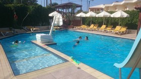 Amazones Villas Apartments