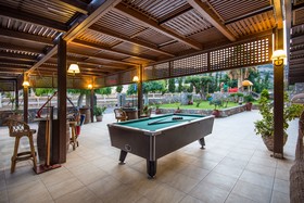 Dias Hotel & Apartments