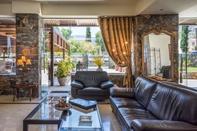 Dias Hotel & Apartments
