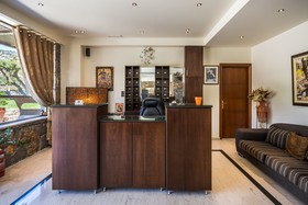 Dias Hotel & Apartments