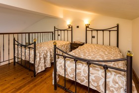 Dias Hotel & Apartments