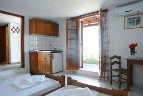 Ekati Apartments
