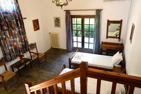 Ekati Apartments