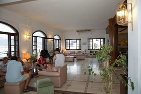 Horizon Beach Hotel
