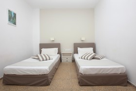 Iraklis Apartments