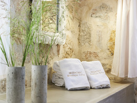 Iridachic Boutique Hotel & Spa