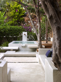 Iridachic Boutique Hotel & Spa