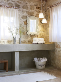 Iridachic Boutique Hotel & Spa