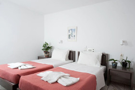 Kiriakos Apartments