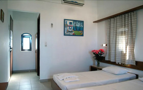 Kiriakos Apartments