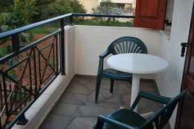 Koula Studios & Apartments
