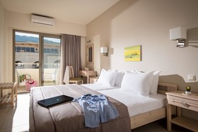 Malliotakis Beach Hotel