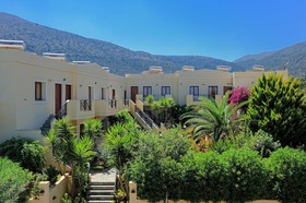 Maria Lambis Apartments