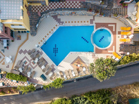 Minois Boutique Hotel