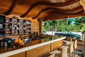Paradise Hotel Apartments