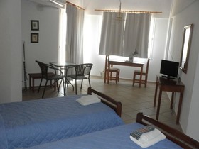 Anthemis Apartments