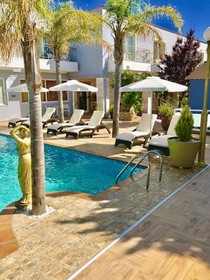 Paradice Hotel