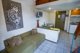 Lycasti Maisonettes