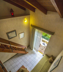 Lycasti Maisonettes
