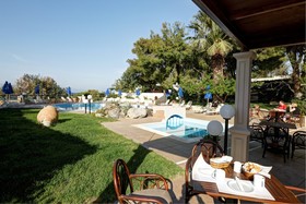 Alianthos Suites