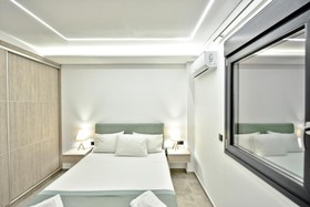 Villa Glaukos