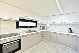 Villa Nereos