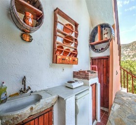The Traditional Homes of Crete - Almond Tree Villas